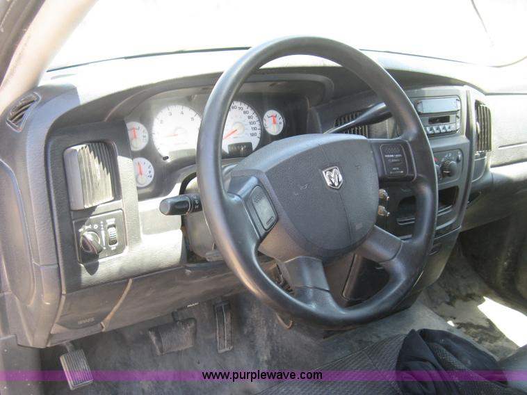 image for item K8654 2005 Dodge Ram 2500 HD Quad Cab pickup truck