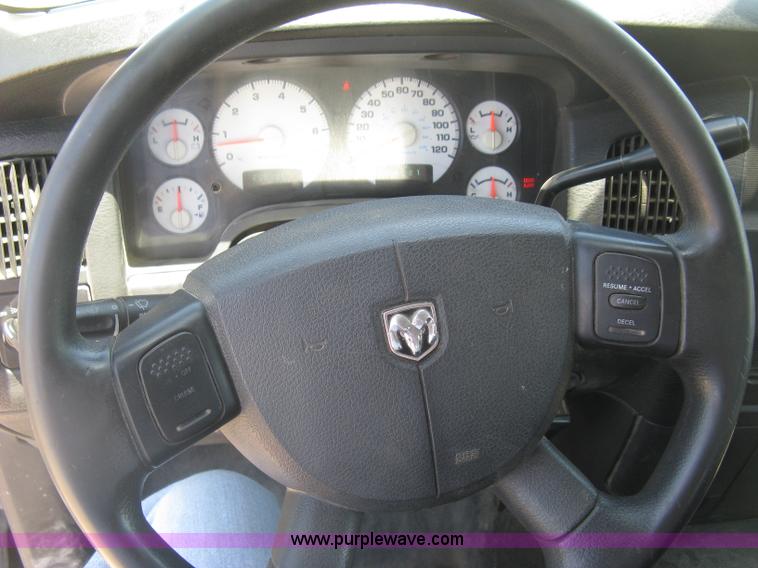 image for item K8654 2005 Dodge Ram 2500 HD Quad Cab pickup truck