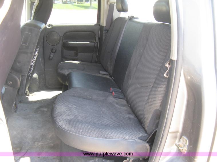 image for item K8654 2005 Dodge Ram 2500 HD Quad Cab pickup truck