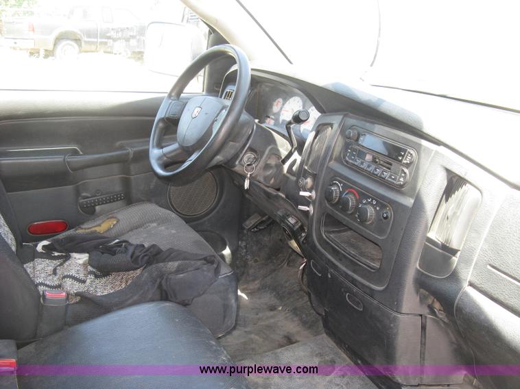 image for item K8654 2005 Dodge Ram 2500 HD Quad Cab pickup truck