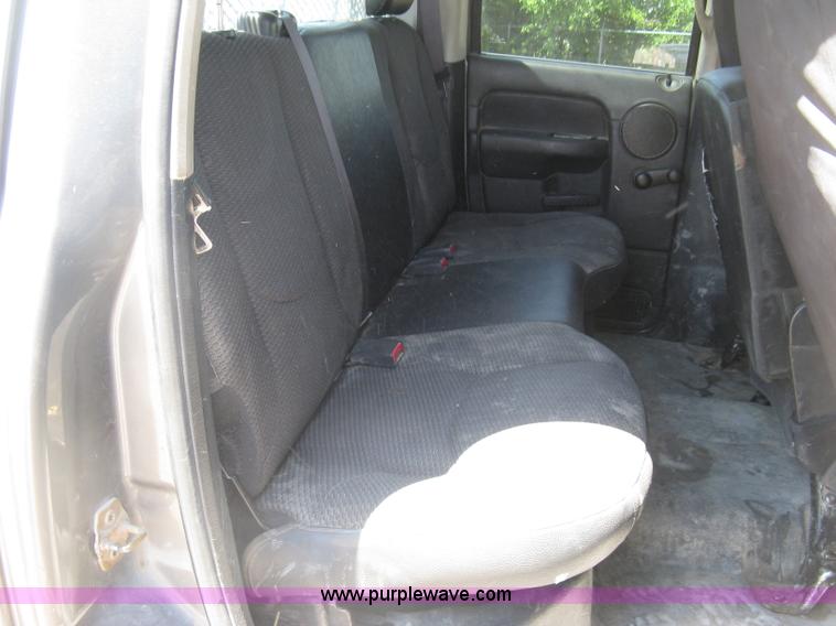 image for item K8654 2005 Dodge Ram 2500 HD Quad Cab pickup truck