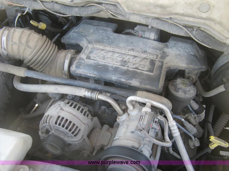 image for item K8654 2005 Dodge Ram 2500 HD Quad Cab pickup truck