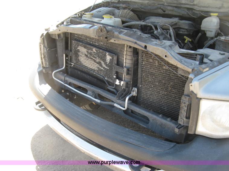 image for item K8654 2005 Dodge Ram 2500 HD Quad Cab pickup truck