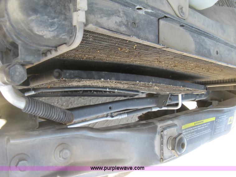 image for item K8654 2005 Dodge Ram 2500 HD Quad Cab pickup truck