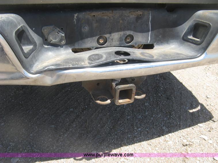 image for item K8654 2005 Dodge Ram 2500 HD Quad Cab pickup truck