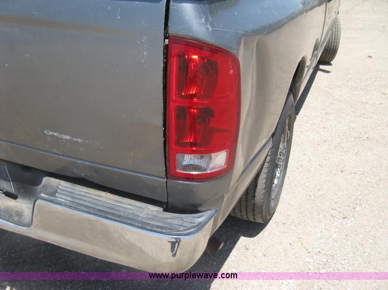 image for item K8654 2005 Dodge Ram 2500 HD Quad Cab pickup truck