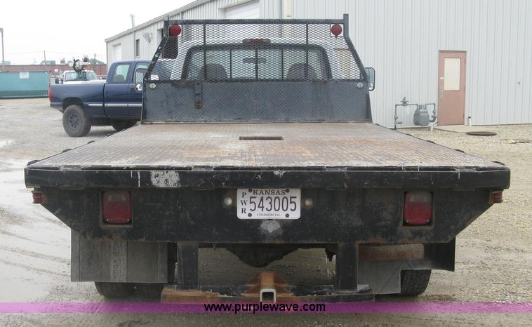 image for item K8677 1997 Ford F450 Super Duty flatbed truck