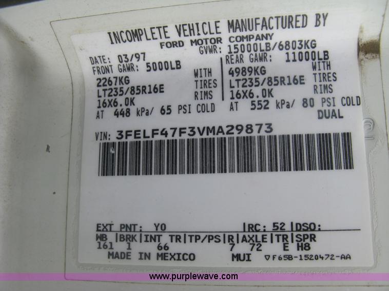 image for item K8677 1997 Ford F450 Super Duty flatbed truck