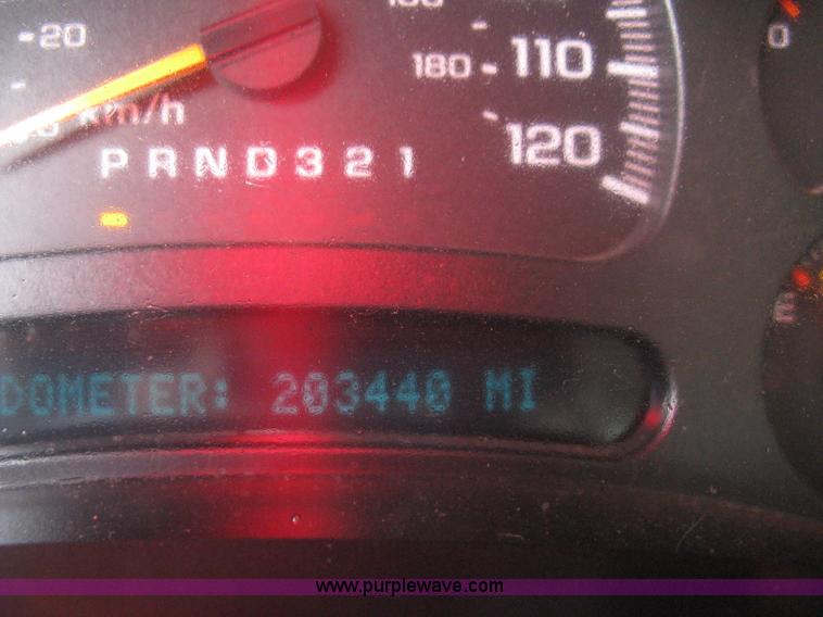 image for item K8678 2007 GMC Sierra Classic 2500HD Ext. Cab pickup truck