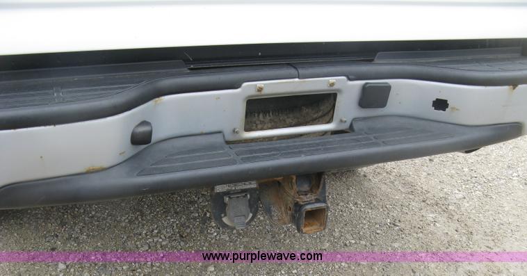 image for item K8678 2007 GMC Sierra Classic 2500HD Ext. Cab pickup truck