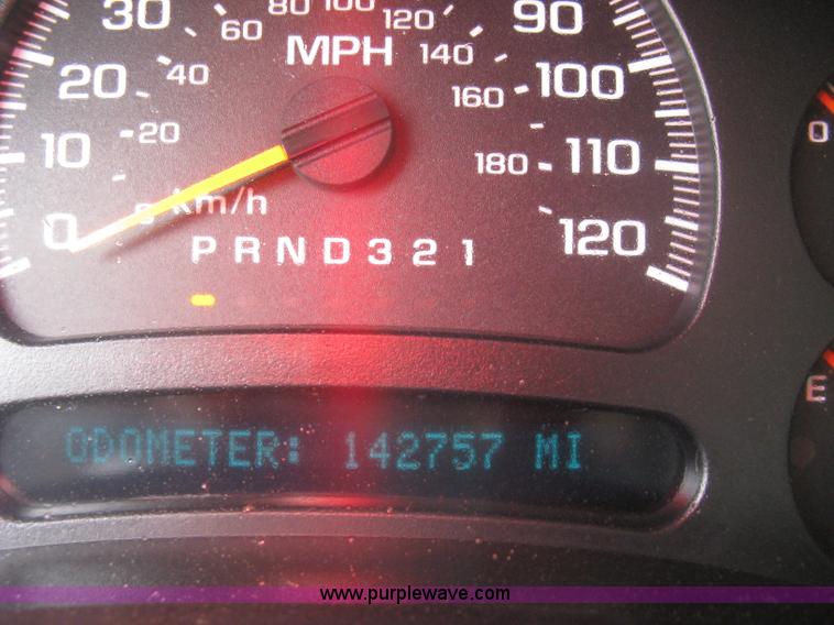 image for item K8679 2007 GMC Sierra Classic 2500HD Ext. Cab pickup truck