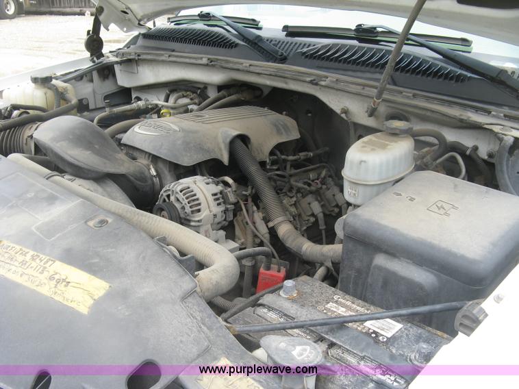 image for item K8679 2007 GMC Sierra Classic 2500HD Ext. Cab pickup truck