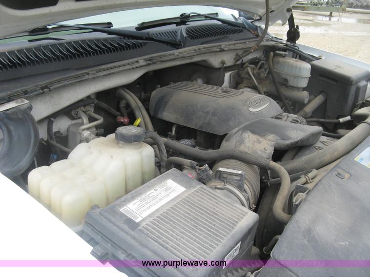 image for item K8679 2007 GMC Sierra Classic 2500HD Ext. Cab pickup truck