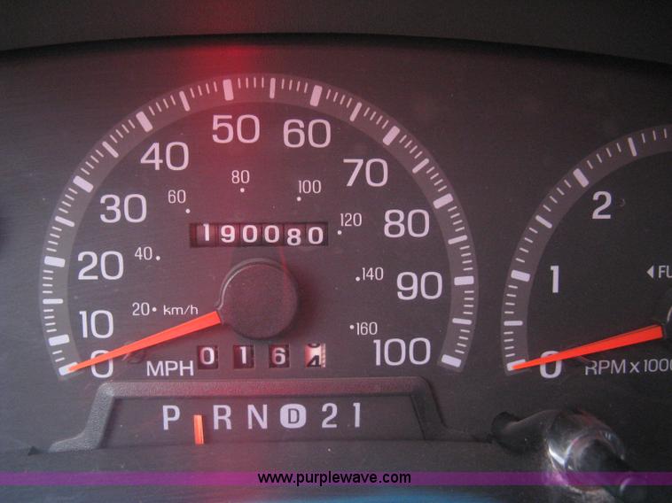 image for item K8680 1998 Ford F150 XLT SuperCab pickup truck