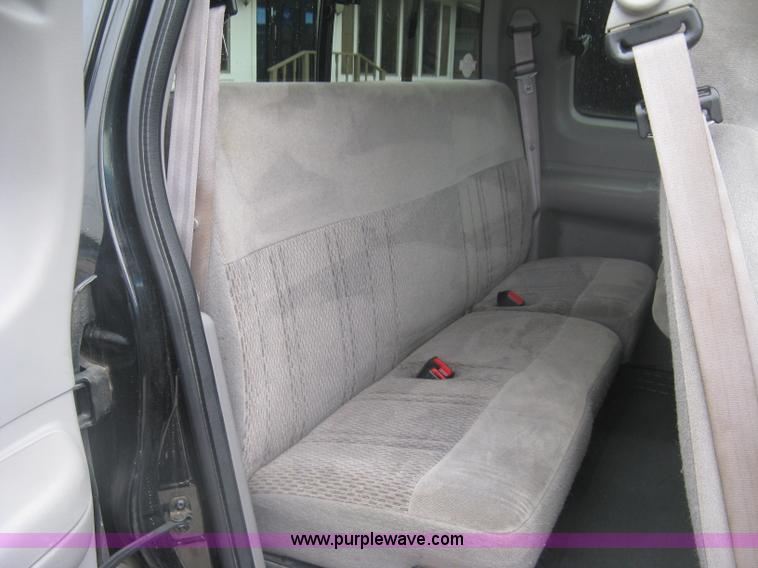 image for item K8680 1998 Ford F150 XLT SuperCab pickup truck