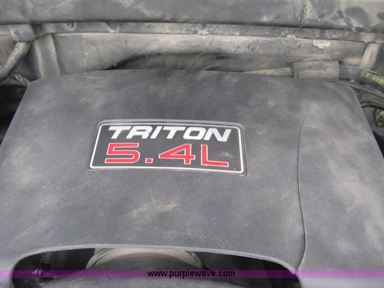 image for item K8680 1998 Ford F150 XLT SuperCab pickup truck