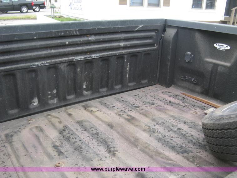 image for item K8680 1998 Ford F150 XLT SuperCab pickup truck