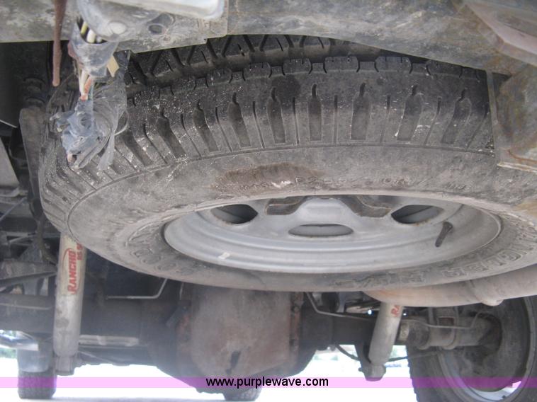 image for item K8680 1998 Ford F150 XLT SuperCab pickup truck