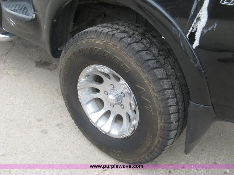 image for item K8680 1998 Ford F150 XLT SuperCab pickup truck