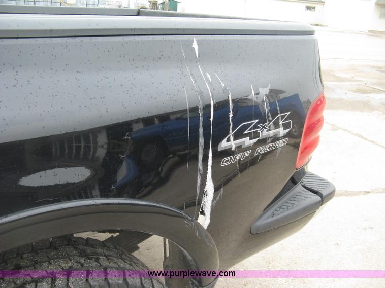 image for item K8680 1998 Ford F150 XLT SuperCab pickup truck