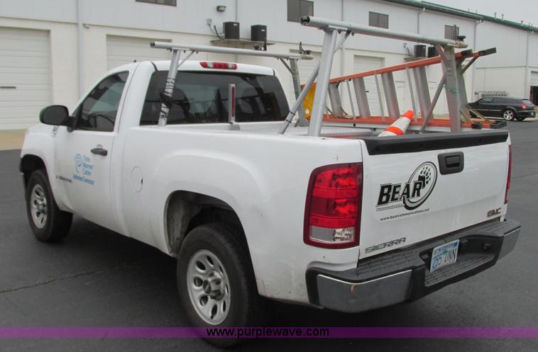 image for item R9327 2009 GMC Sierra 1500 pickup truck