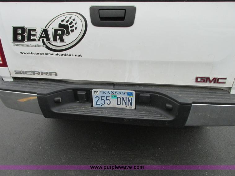 image for item R9327 2009 GMC Sierra 1500 pickup truck