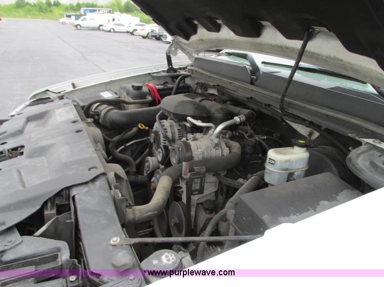 image for item R9327 2009 GMC Sierra 1500 pickup truck