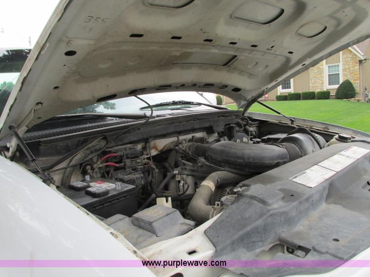 image for item R9333 1997 Ford F150 pickup truck