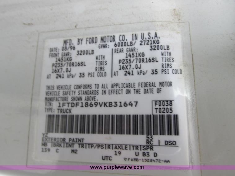 image for item R9333 1997 Ford F150 pickup truck