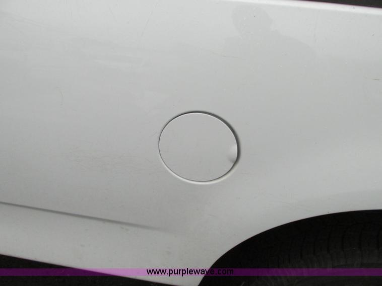 image for item R9335 2003 Ford F150 XL pickup truck