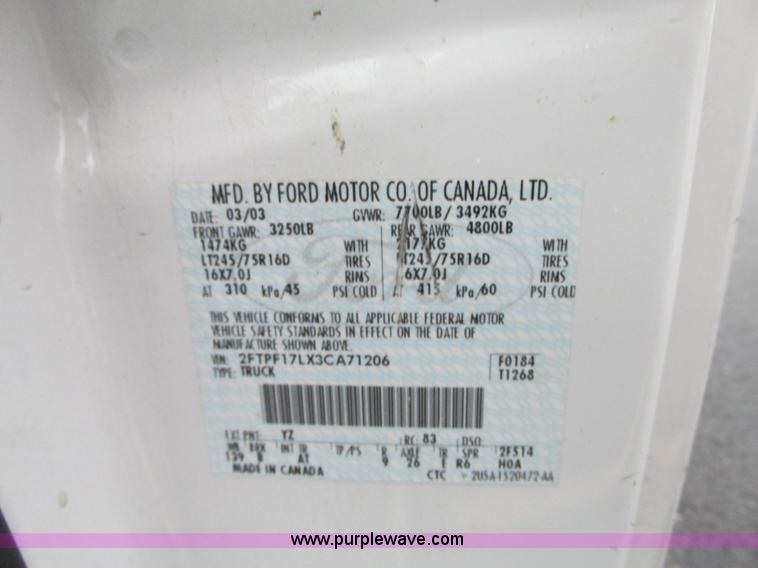 image for item R9335 2003 Ford F150 XL pickup truck