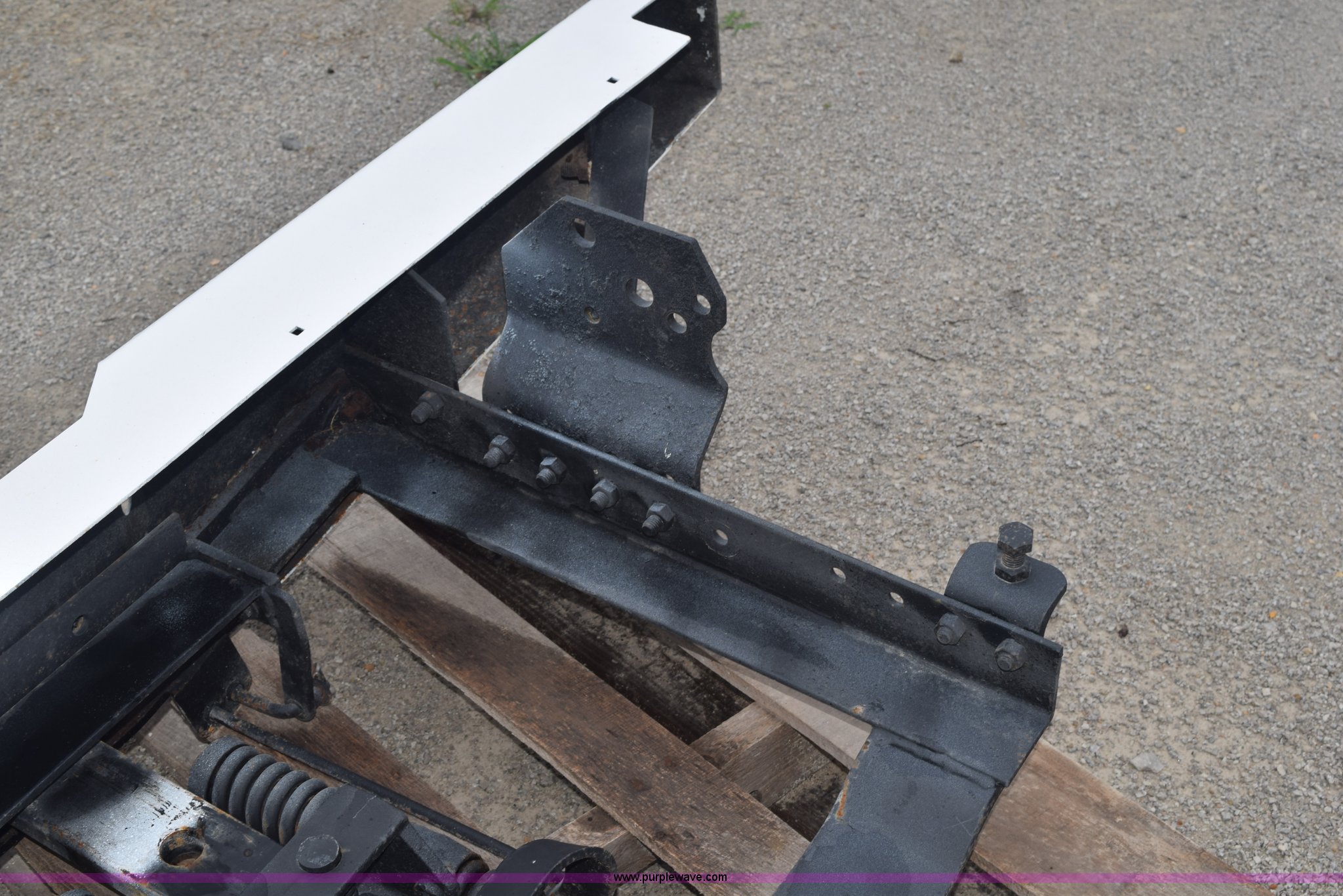 DMI QuicCush'n II hitch/bumper in Cleveland, MO Item BG9751 sold