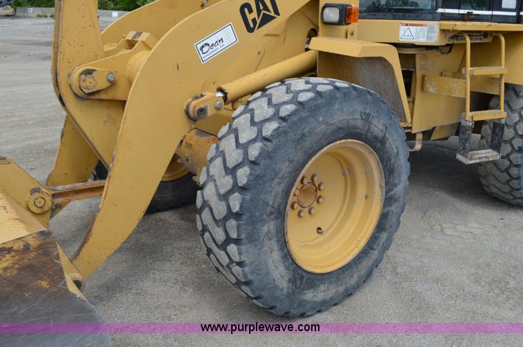 image for item AJ9239 1998 Caterpillar 914G wheel loader