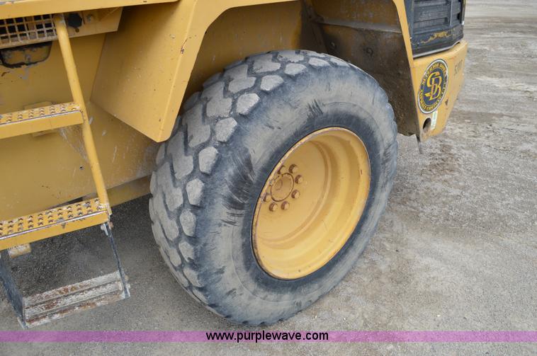 image for item AJ9239 1998 Caterpillar 914G wheel loader