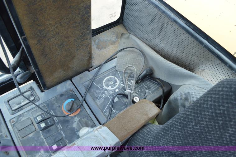 image for item AJ9239 1998 Caterpillar 914G wheel loader