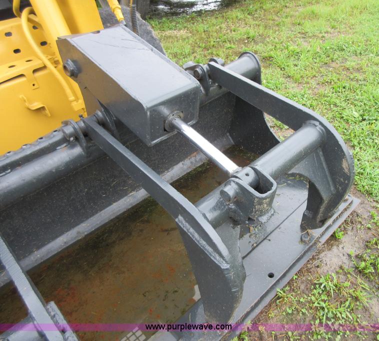 image for item BA9253 Skid steer grapple bucket