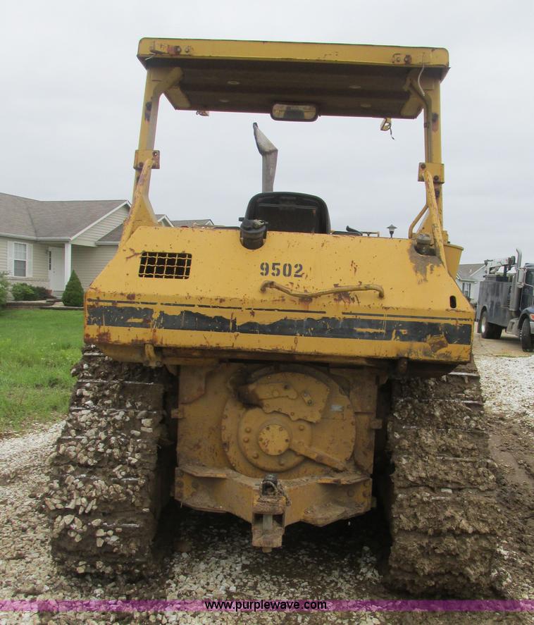 image for item BS9138 1987 Caterpillar D5H dozer