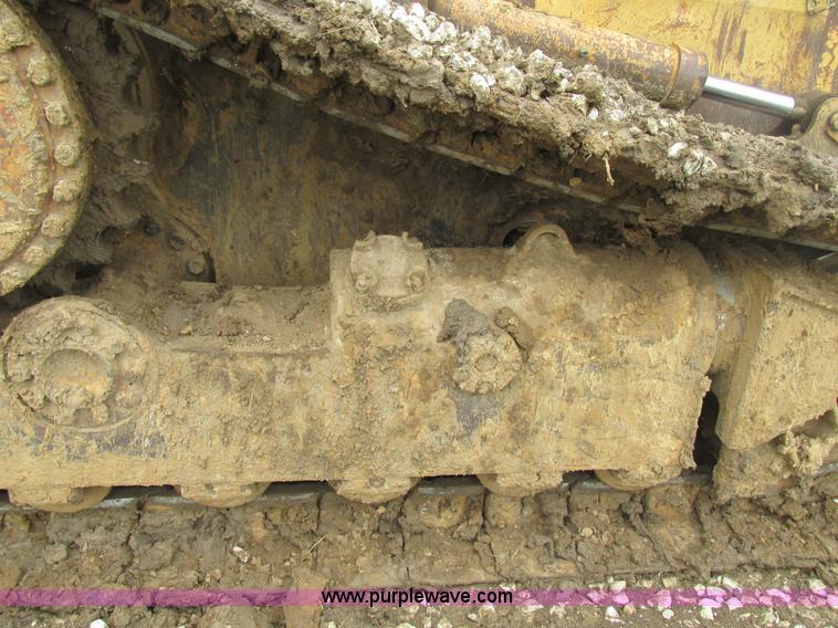 image for item BS9138 1987 Caterpillar D5H dozer