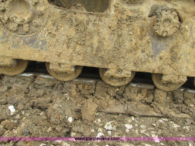 image for item BS9138 1987 Caterpillar D5H dozer
