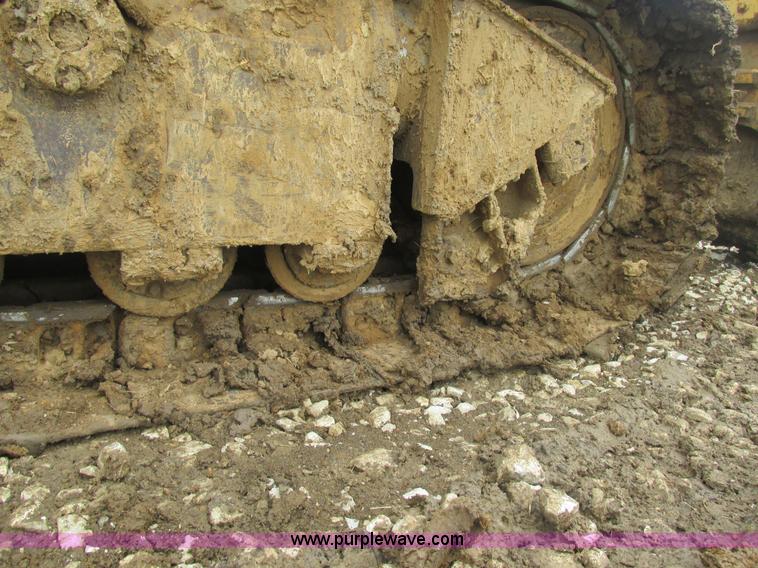 image for item BS9138 1987 Caterpillar D5H dozer
