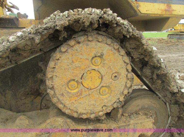 image for item BS9138 1987 Caterpillar D5H dozer
