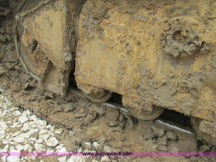 image for item BS9138 1987 Caterpillar D5H dozer