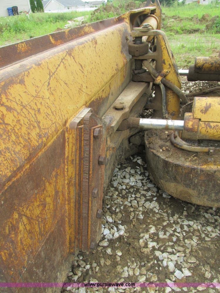 image for item BS9138 1987 Caterpillar D5H dozer