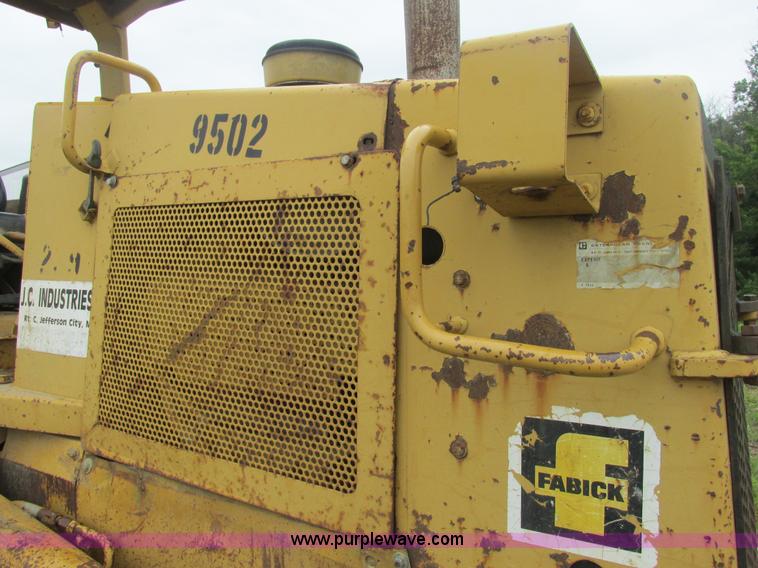 image for item BS9138 1987 Caterpillar D5H dozer