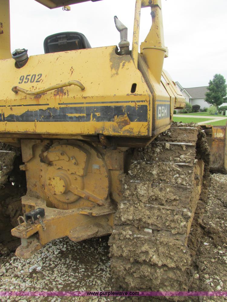 image for item BS9138 1987 Caterpillar D5H dozer