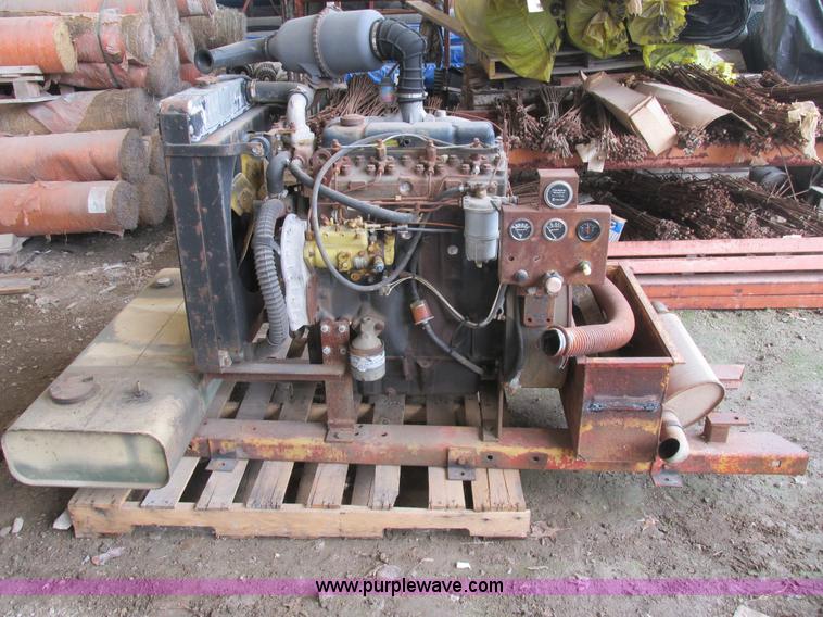 image for item BS9140 Perkins LD33469 four cylinder diesel engine