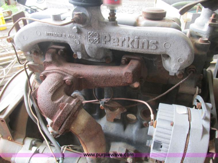 image for item BS9140 Perkins LD33469 four cylinder diesel engine