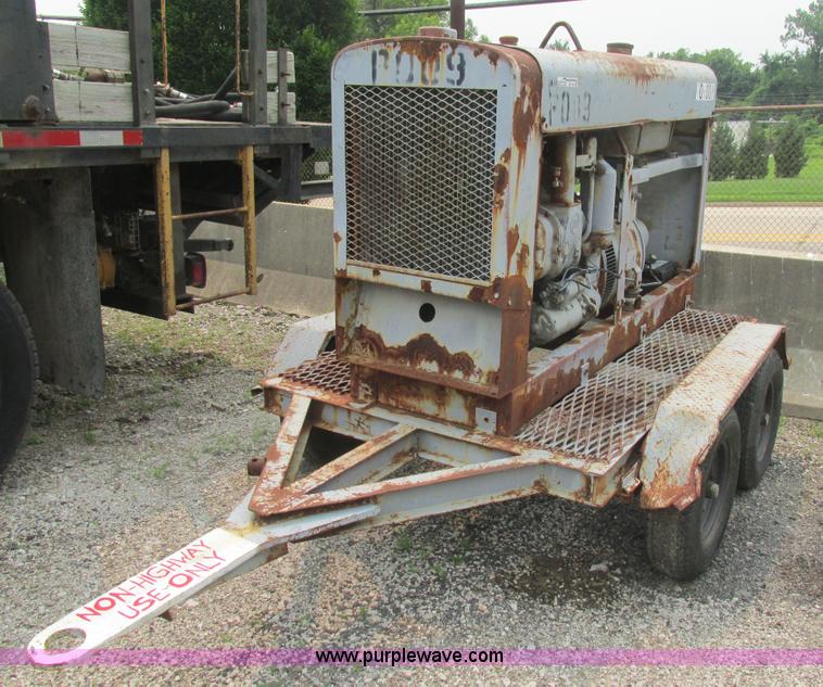 image for item BS9141 Lincoln SAE400-2056 DC welder