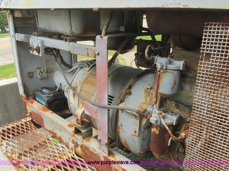 image for item BS9141 Lincoln SAE400-2056 DC welder