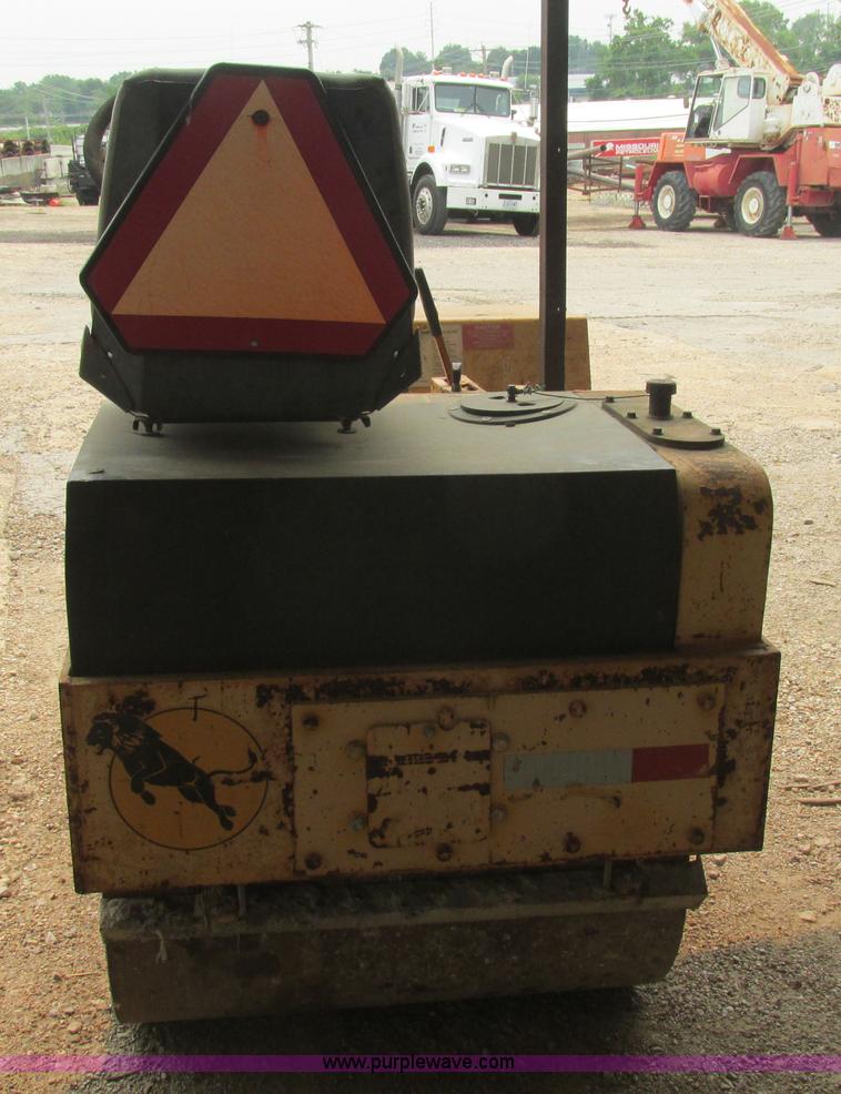 image for item BS9142 2004 Mauldin 1450 vibratory double drum roller